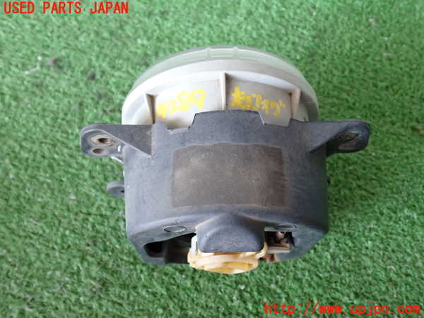 2UPJ-42891180]ジープ・グランドチェロキー(WK57A)右フォグ 中古_m0002.jpg