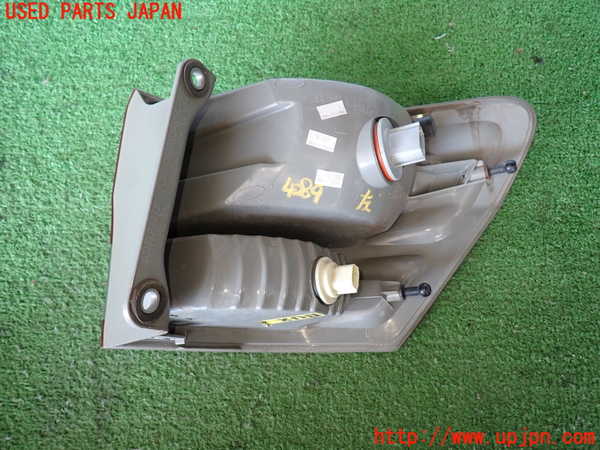 2UPJ-42891536]ジープ・グランドチェロキー(WK57A)左テールランプ 中古_m0002.jpg