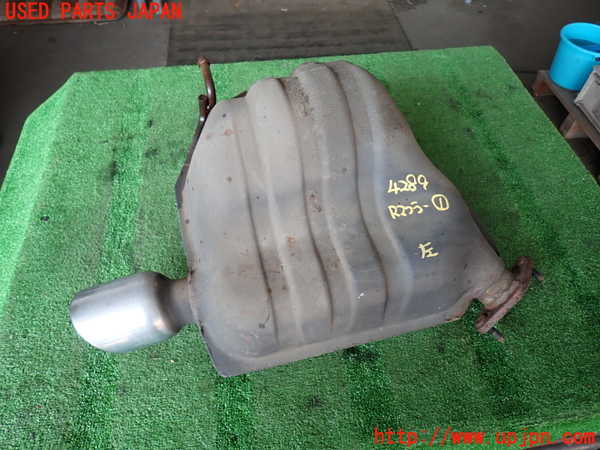 2UPJ-42892671]ジープ・グランドチェロキー(WK57A)リアマフラー1 中古_m0001.jpg