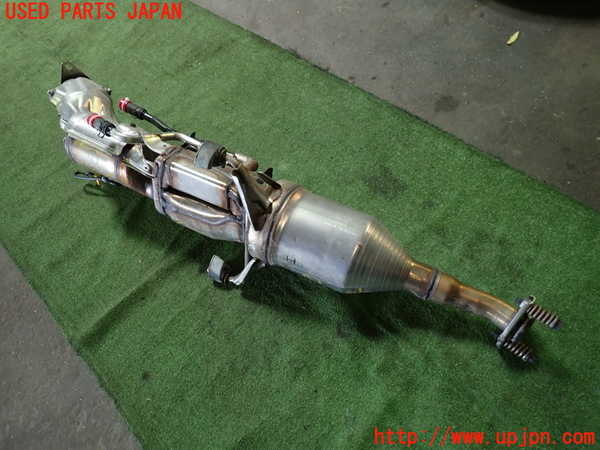 1UPJ-42932661]レクサス・CT200h(ZWA10)触媒1 中古_m0002.jpg
