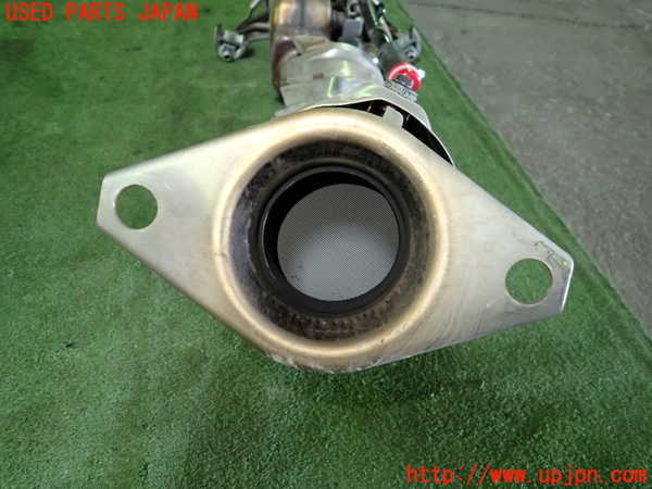1UPJ-42932661]レクサス・CT200h(ZWA10)触媒1 中古_m0005.jpg