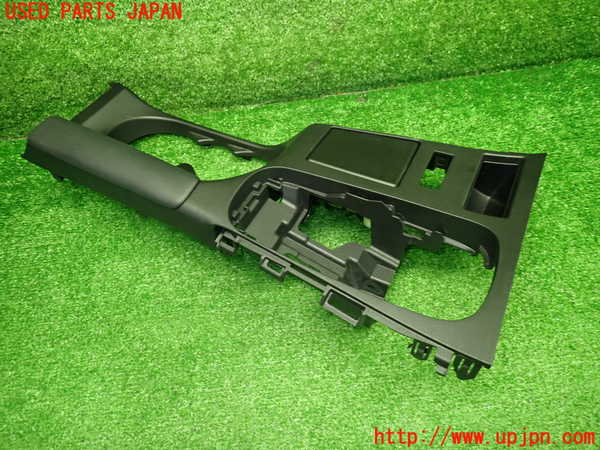 1UPJ-42937691]レクサス・CT200h(ZWA10)内装トリム類1 中古_m0002.jpg