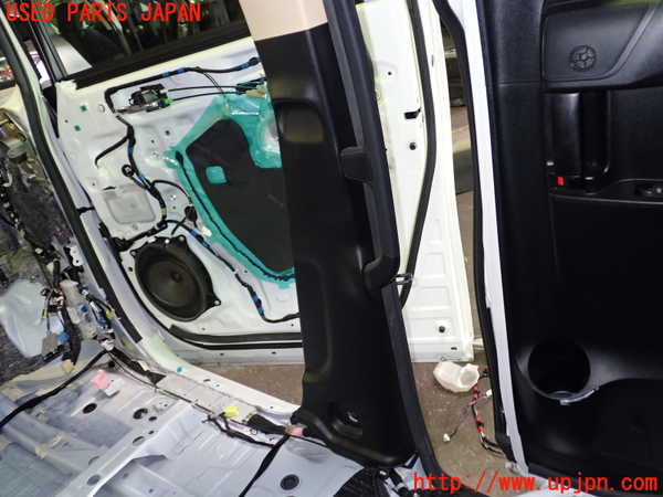 1UPJ-43017665]ヴェルファイア(AGH30W)右センターピラートリム 中古_m0003.jpg