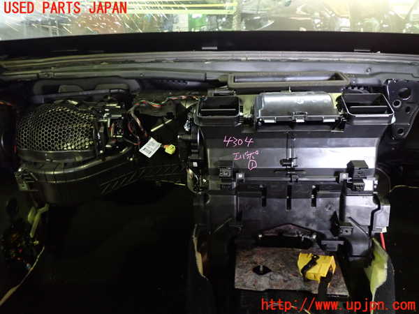 1UPJ-43046081]ベンツ C200 ステーションワゴン(205242)(S205)エバポレーター1 中古_m0001.jpg