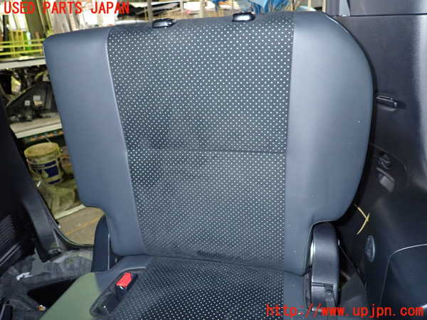 1UPJ-43157265]ヴォクシー(ノア)(ZRR80W)左3列目シート 中古_m0002.jpg
