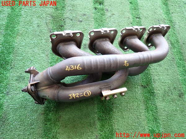 2UPJ-43162041]ポルシェ・パナメーラ GTS(970CXPA)エキマニ1 中古_m0001.jpg