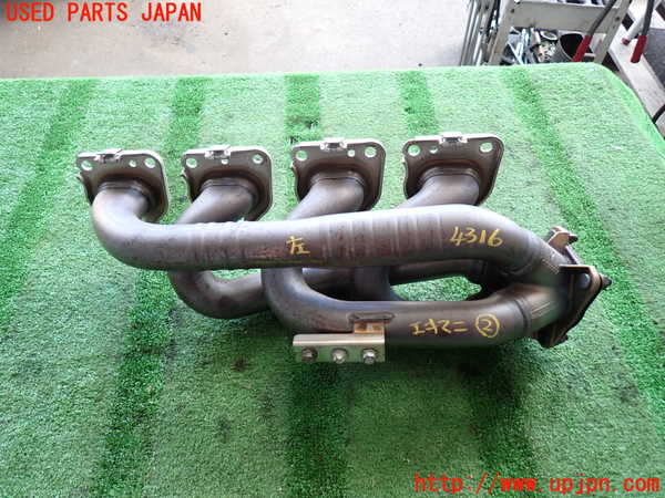 2UPJ-43162042]ポルシェ・パナメーラ GTS(970CXPA)エキマニ2 中古_m0001.jpg