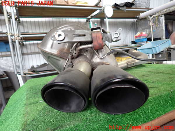2UPJ-43162671]ポルシェ・パナメーラ GTS(970CXPA)リアマフラー1 中古_m0002.jpg