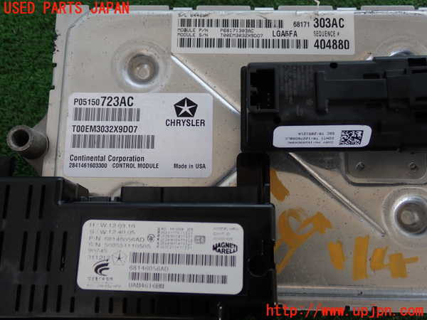 2UPJ-43196110]クライスラー・300(LX36)エンジンコンピューター 中古_m0002.jpg
