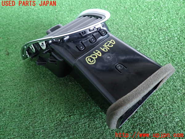 2UPJ-43197528]クライスラー・300(LX36)エアコン吹き出し口3(左) 中古_m0002.jpg