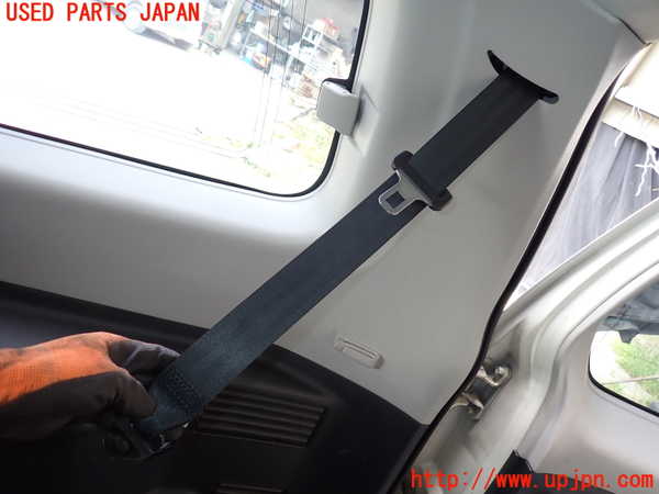 1UPJ-43237245]パジェロ(V75W)右3列目シートベルト 中古_m0001.jpg