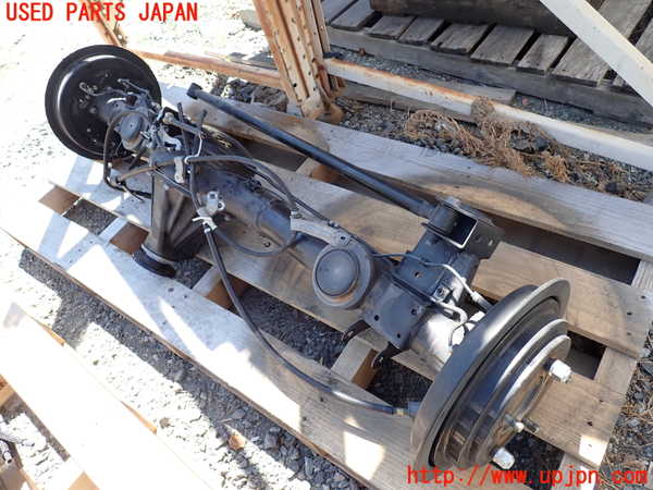 1UPJ-43264400]ジムニー(JB64W)リアデフホーシング 中古_m0002.jpg
