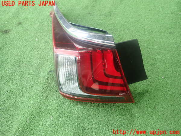 1UPJ-43281536]レクサス・ES300h(AXZH11)左テールランプ 中古_m0001.jpg