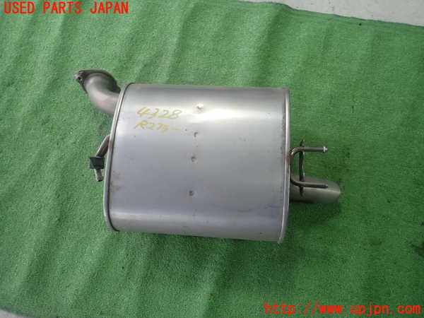 1UPJ-43282671]レクサス・ES300h(AXZH11)リアマフラー1 中古_m0001.jpg