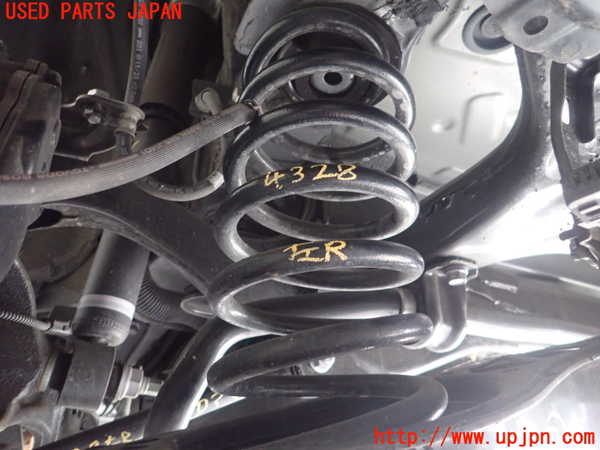 1UPJ-43285105]レクサス・ES300h(AXZH11)左リアスプリング 中古_m0001.jpg