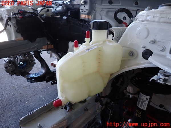 2UPJ-43362410]BMW 218d グランクーペ F44(7M20)ラジエータータンク 中古_m0002.jpg