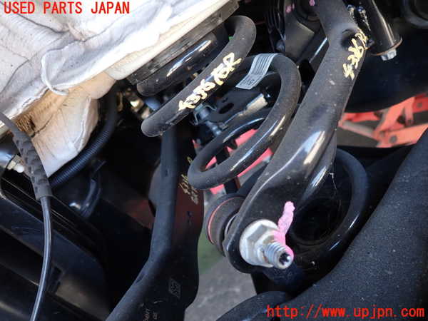 2UPJ-43365100]BMW 218d グランクーペ F44(7M20)右リアスプリング 中古_m0001.jpg