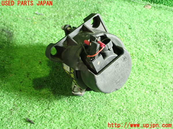 1UPJ-43391182]アバルト・595(312142)左フォグ 中古_m0003.jpg