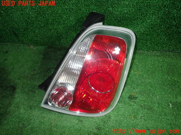 1UPJ-43391530]アバルト・595(312142)右テールランプ 中古_m0001.jpg