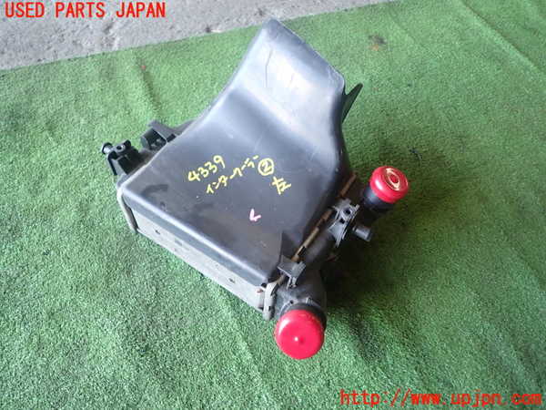 1UPJ-43392452]アバルト・595(312142)インタークーラー2 (左) 中古_m0001.jpg