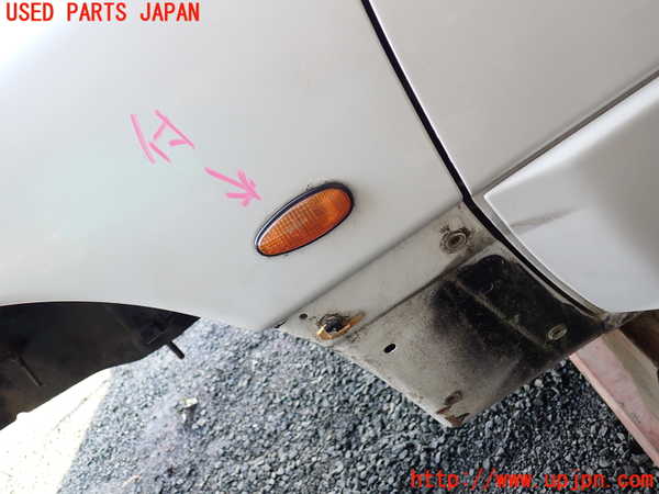 1UPJ-43421082]GTO(Z16A)左前フェンダー 中古_m0002.jpg