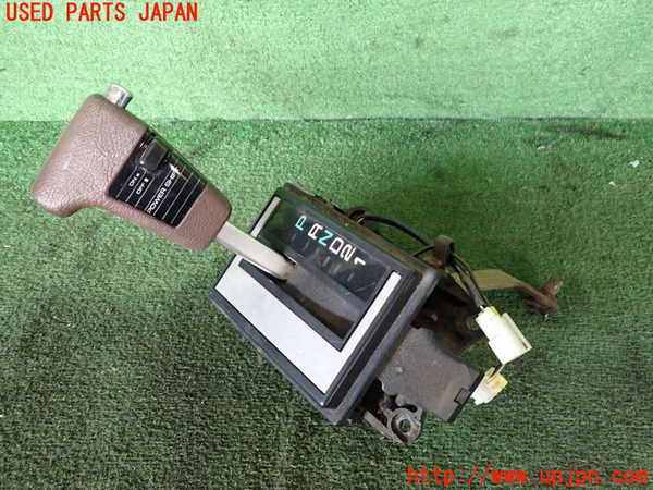 2UPJ-43547555]グロリア 4ドアハードトップ(Y30)ATシフトレバー 中古_m0001.jpg