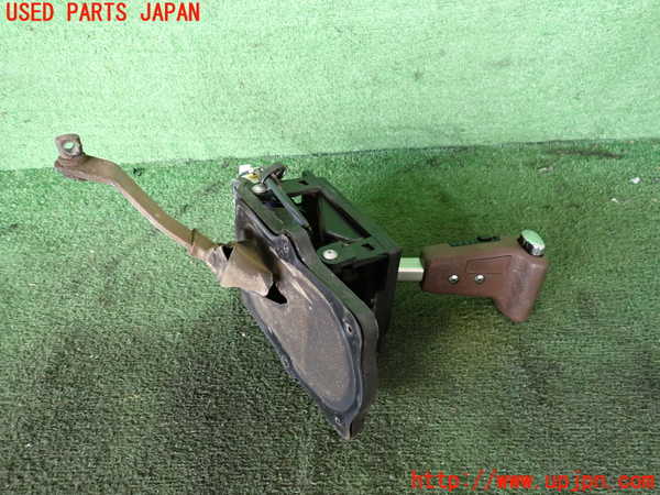 2UPJ-43547555]グロリア 4ドアハードトップ(Y30)ATシフトレバー 中古_m0003.jpg