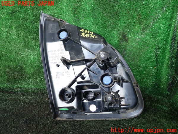 1UPJ-43571550]ポルシェ・カイエン S ハイブリッド(92ACGE)右リアフィニッシャー 中古_m0002.jpg