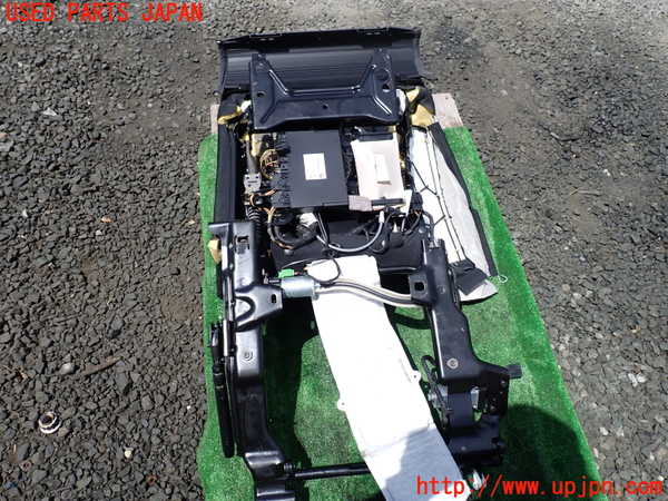 1UPJ-43597405]BMW アクティブハイブリッド7L(AH7L)(YE30 F04)右リアシート 中古_m0004.jpg