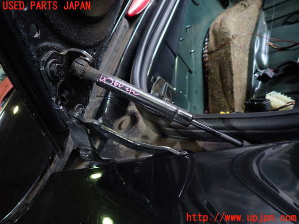 1UPJ-43601506]ポルシェ・ボクスター(98665)トランクダンパー 中古_m0002.jpg