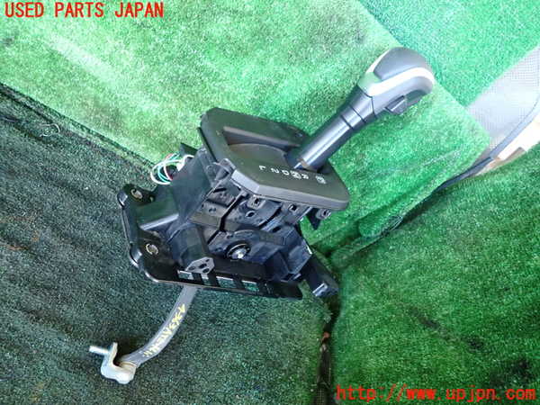 1UPJ-43637555]ジムニー シエラ(JB74W)ATシフトレバー 中古_m0001.jpg