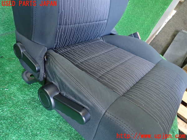 1UPJ-43647035]ジープ・ラングラー アンリミテッド(JK38L)運転席シート 中古_m0004.jpg