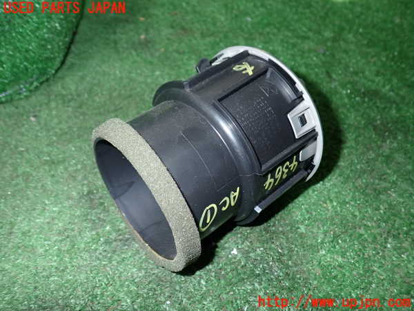 1UPJ-43647526]ジープ・ラングラー アンリミテッド(JK38L)エアコン吹き出し口1 (右) 中古_m0002.jpg