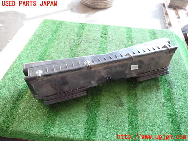 2UPJ-43712560]ポルシェ・パナメーラ S(970M48A-)エアクリーナーボックス 中古_m0001.jpg