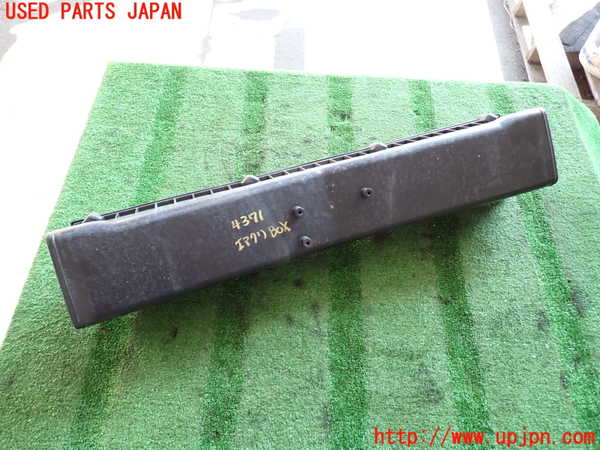2UPJ-43712560]ポルシェ・パナメーラ S(970M48A-)エアクリーナーボックス 中古_m0003.jpg
