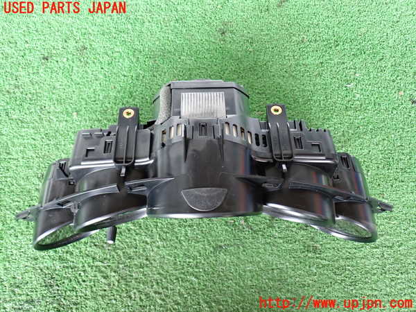 2UPJ-43716170]ポルシェ・パナメーラ S(970M48A-)スピードメーター 中古_m0002.jpg