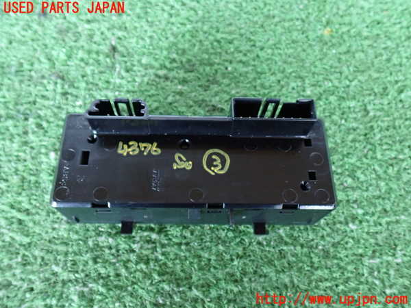 2UPJ-43766308]ハマーH2(不明)スイッチ3 中古_m0002.jpg