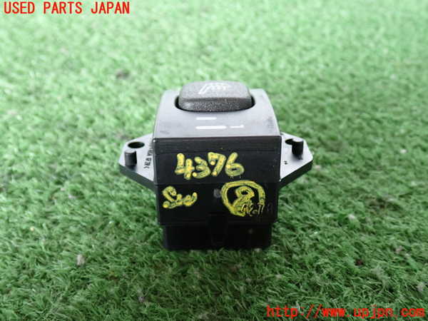 2UPJ-43766313]ハマーH2(不明)スイッチ8 (シート) 中古_m0002.jpg