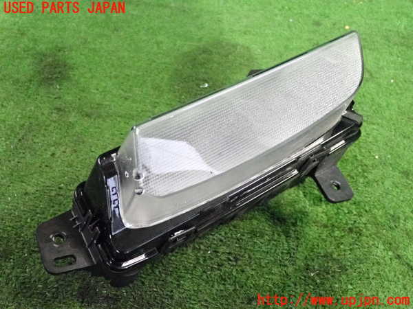 2UPJ-43801152]VW・T-Cross(ティークロス)(C1DKR)左コーナーランプ 中古_m0001.jpg