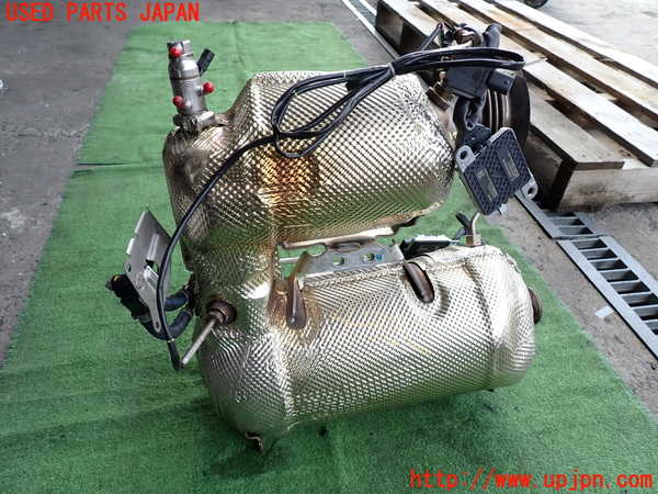 2UPJ-43822661]ベンツ GLA200 d 4MATIC(247713M)触媒1 中古 (H247)_m0002.jpg