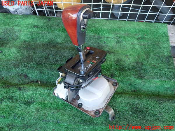 1UPJ-43837555]ランクル100系(UZJ100W)ATシフトレバー 中古_m0001.jpg