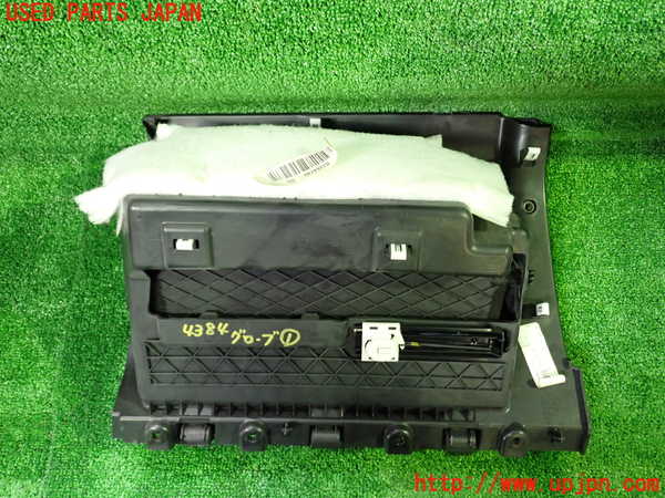 1UPJ-43847516]ジープ・グランドチェロキー(WK36)グローブボックス1 中古_m0003.jpg