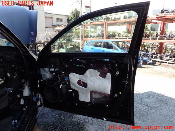1UPJ-43851230]レクサス・IS300h(AVE30)右前ドア 中古(43R-00012 M505)_m0002.jpg
