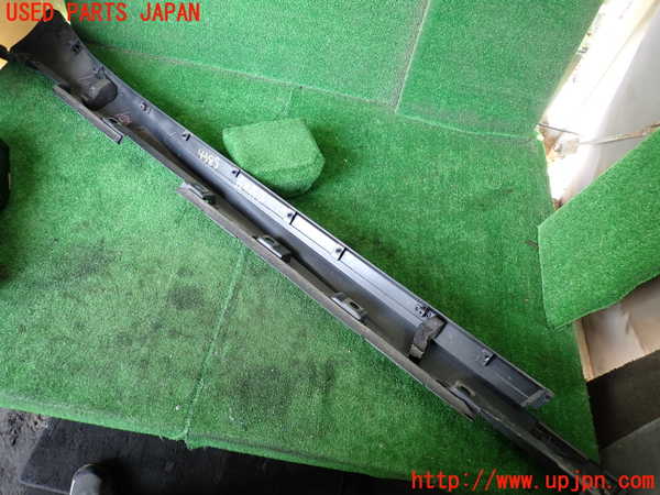 1UPJ-43851392]レクサス・IS300h(AVE30)左サイドステップ 中古_m0003.jpg