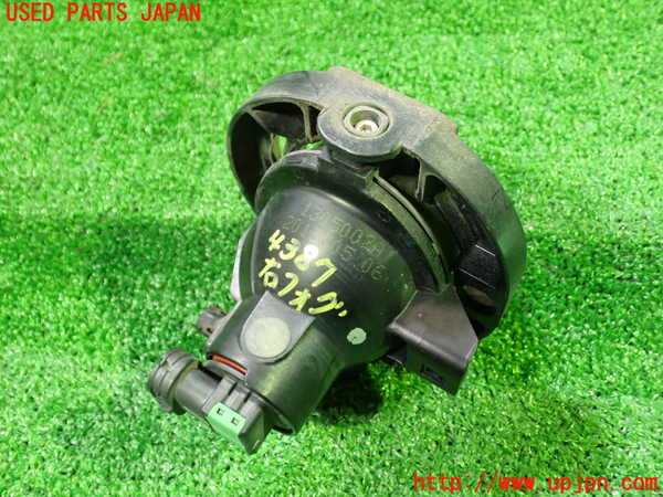 1UPJ-43871180]ジープ・グランドチェロキー(WK36TA)右フォグ 中古_m0002.jpg