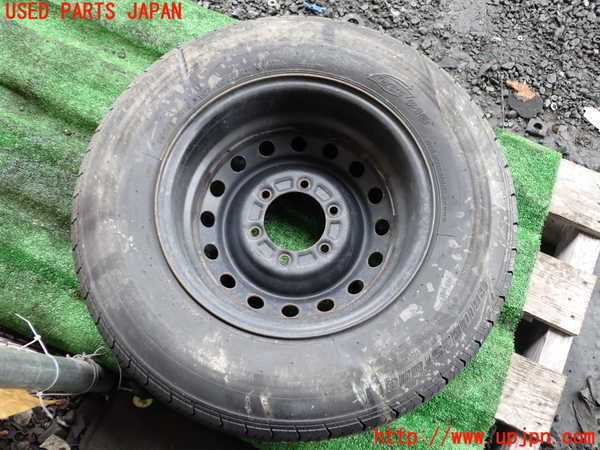 1UPJ-43889601]ハイエースバン200系(KDH201V)スペアタイヤ1 中古_m0004.jpg