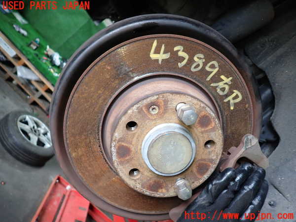1UPJ-43894300]アウディ・TT ロードスター(8JBWA)右リアナックルハブ 中古_m0001.jpg