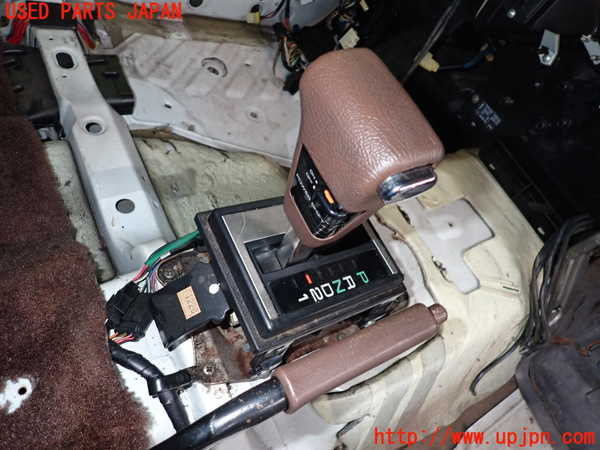 2UPJ-43937555]グロリア ワゴン(WY30)ATシフトレバー 中古_m0001.jpg