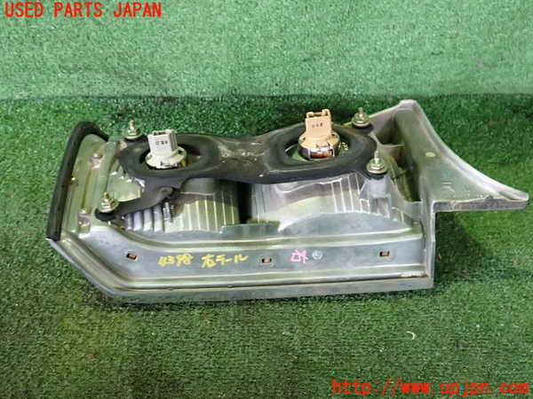 2UPJ-43981530]センチュリー(GZG50)右テールランプ 中古_m0003.jpg