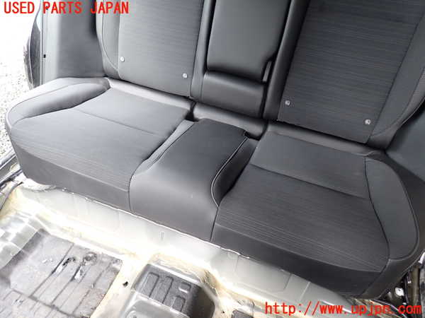 1UPJ-44017385]WR-V(DG5)リアシート 中古_m0003.jpg